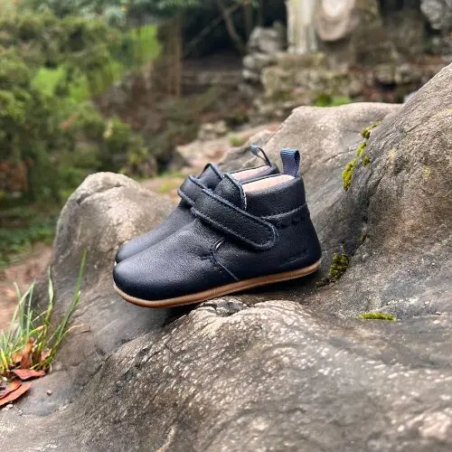 chaussons premiers pas suzanne bleu marine